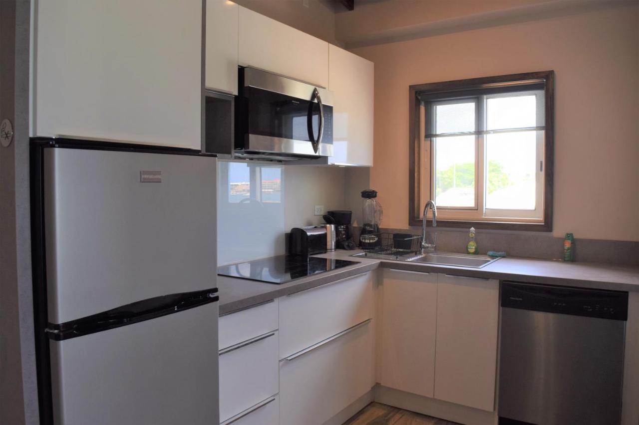 Tradewinds Apartments Simpson Bay Exterior photo